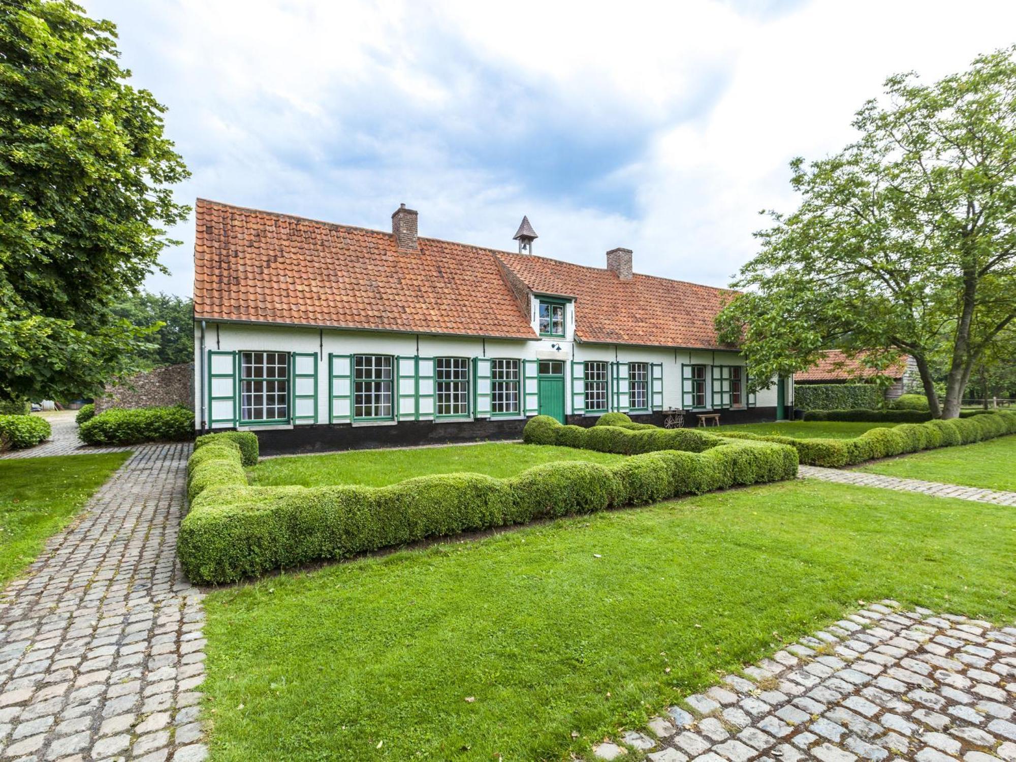 Beautiful Farmhouse In Beernem With Big Garden 외부 사진